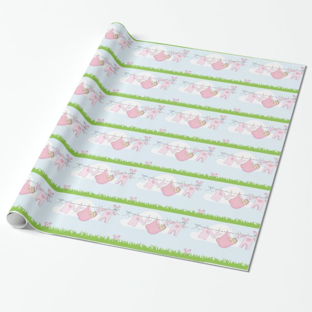 Papel De Presente Fila de Roupas de Garota Bonita (Desenrolado)
