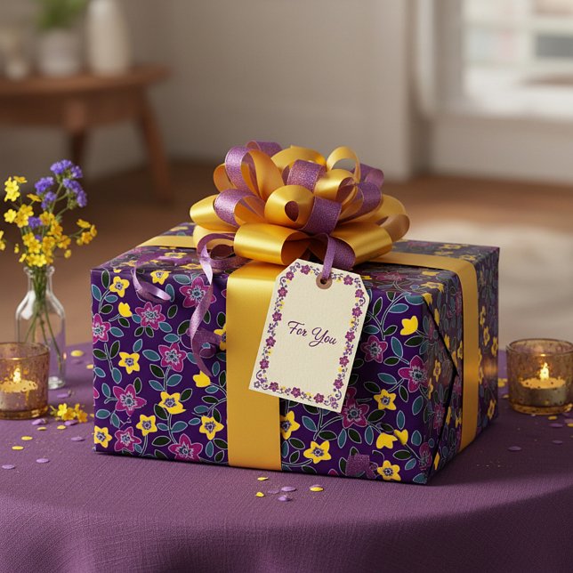 Papel De Presente Floral amarelo e roxo (Criador carregado)