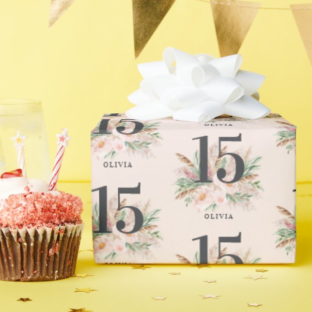 Papel de presente floral cor-de-rosa para aniversá (Festa de aniversário)