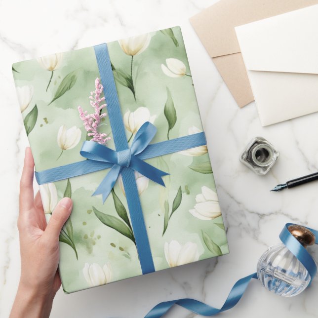 Papel De Presente Flores de Tulipa Brancas Verdes Aniversário (Presentear)