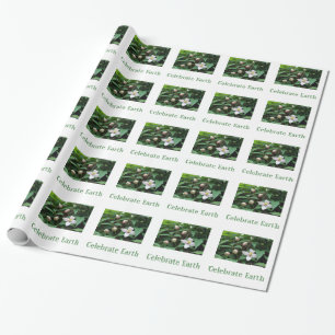 Papel De Presente flores frescas da primavera e folhas verdes. Dia T