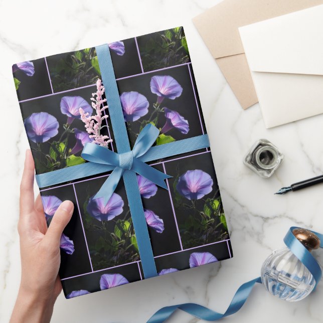 Papel De Presente Flores Iluminadas de Ipoméia (Presentear)