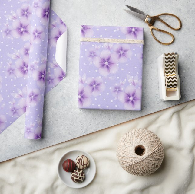 Papel De Presente Flores Roxas em Pontos (Artesanato)