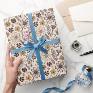 Papel De Presente Flores Silvestres e Penas Boho em Tons Terrosos