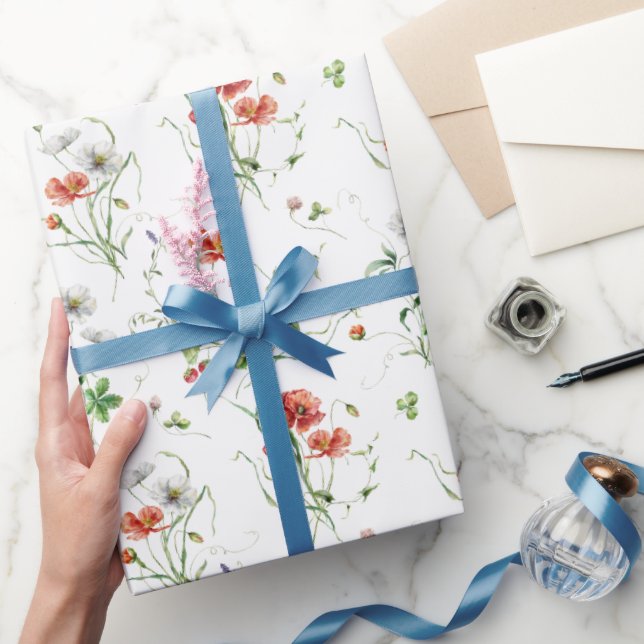 Papel De Presente Flores Silvestres em Branco (Presentear)