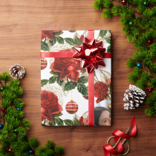 Papel De Presente Foto de Natal com Rosa Vermelha Vintage e Bolas