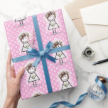 Papel De Presente Garota de ventre em tênis nas Bolinhas<br><div class="desc">Garota bonitinha em tênis,  véu branco,  vestido de renda,  cabelo,  colar de pérolas,  e segurando um buquê de margarida para um chá de panela. Fundo é um padrão de bolinhas branco a rosa.</div>