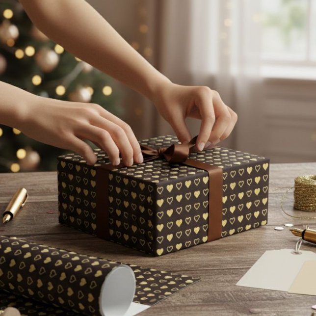 Papel De Presente Gift package, wrapping paper with gold foil effect (Criador carregado)