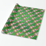 Papel De Presente Ginger Cat Christmas on Green<br><div class="desc">Os presentes e acessórios de natal de Ginger Cat, trazidos para vocês pelo ITD Animal Parade, mostram nossa arte original de um gato branco e laranja bonito, todo apunhalado nas férias com um chapéu de Papai Noel na cabeça e uma coroa sagrada no bumbum. Em muitos cartões de natal e...</div>