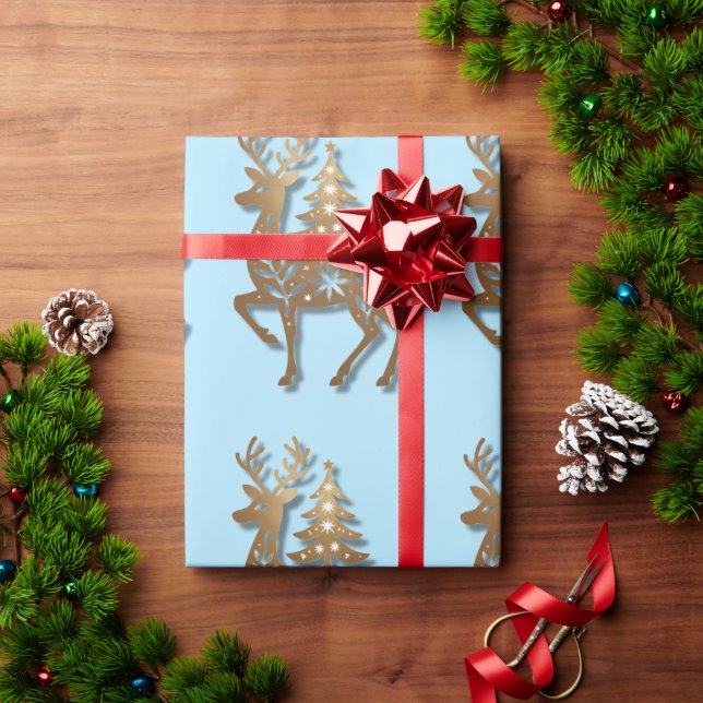 Papel De Presente Gold Foil Reindeer with a Christmas Tree  (Presente de Natal)