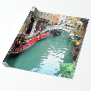 Papel De Presente Gôndola em um canal Venetian