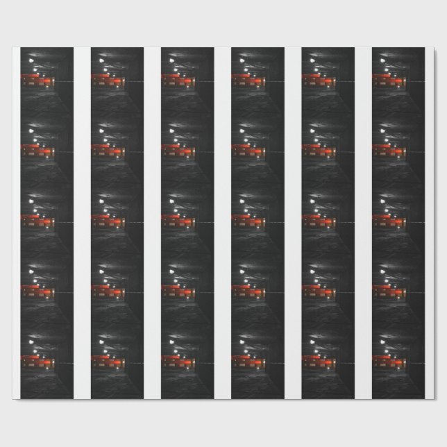 Papel De Presente Gothic Staircase Wrapping Paper (Aberto)