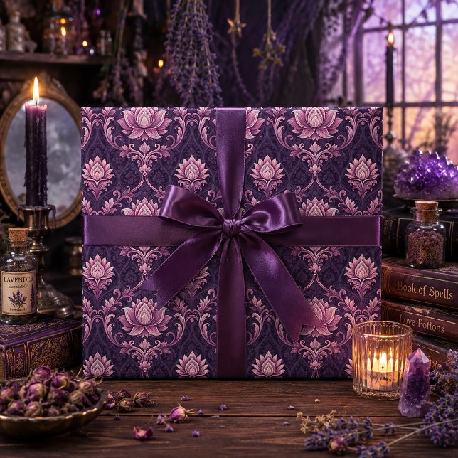 Papel De Presente Gótico Vitoriano Roxo Lótus Damasco (Criador carregado)