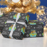 Papel De Presente Gráfico Personalizado Floco de Neve de Natal Scoob<br><div class="desc">Adicione um toque de alegria festiva aos seus presentes de Natal com este papel de embrulho de Natal Scooby-Doo personalizado com um gráfico de floco de neve lúdico. Esta vibrante e nostálgica design traz o charme do clássico desenho animado às suas comemorações, perfeito para criar momentos de férias memoráveis e...</div>