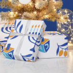 Papel De Presente Grande padrão Menorah e Dreidel Hanukkah<br><div class="desc">Grande Padrão Menorah e Dreidel Hanukkah.</div>