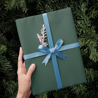 Papel De Presente Green wrapping paper, perfect for birthday gifts