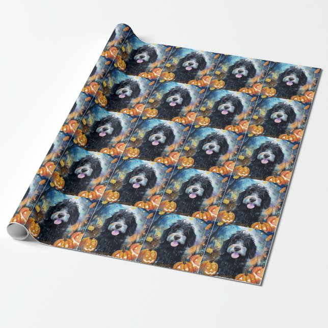 Papel De Presente Halloween Bernedoodle Com Pumpkins Assustado (Desenrolado)