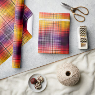 Papel De Presente Halloween Ombre Tartan em preto roxo laranja