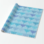 Papel De Presente Hanukkah Chanukah Chanukkiah Menorah Padrão Azul<br><div class="desc">Hanukkah Chanukah Chanukkiah Menorah Padrão em Azul. Design de Judaica,  geométrica,  maravilhosa e minimalista,  para o festival judaico de luzes.</div>