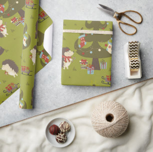 Papel De Presente Hedgehogs Bonitos com Árvore Xmas e Crianças Leigh