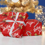 Papel De Presente Holly Jolly Christmas Red Candy Candy Canne Arcos<br><div class="desc">Holly Jolly Rico Script,  Cane De Natal,  Arcos Dourados,  Papel De Embrulhamento Vermelho De Padrão De Ilustração.</div>