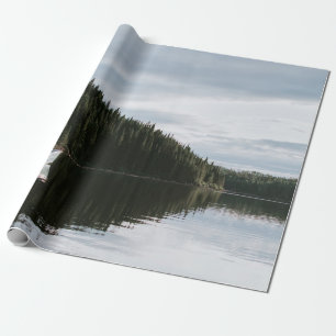 PAPEL DE PRESENTE HOMENS NO MOTORBOAT SOB O CÉU NUVEM
