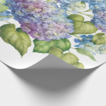 Papel De Presente Hydrangeas na flor<br><div class="desc">Se você ama hydrangeas,  você apreciará certamente a arte floral bonita neste papel. Os hydrangeas de florescência são mostrados em máscaras deliciosas de cor-de-rosa ao azul à lavanda,  fazendo lhe um papel ideal para casamentos e outras ocasiões especiais.</div>