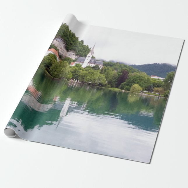 Papel De Presente Igreja da Rua Martin, Bled, Eslovênia (Desenrolado)