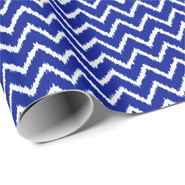 Papel De Presente Ikat Chevrons - Azul cobalto e branco (Ponta do rolo)