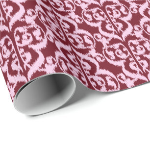 Papel De Presente Ikat Moorish Damask - Burgundy e rosa.