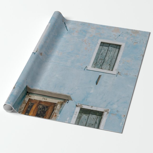 PAPEL DE PRESENTE JANELAS FECHADAS E PORTA (Desenrolado)