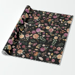 Papel De Presente Jardim Botânico das Flores de Outono Negrito<br><div class="desc">Este design único apresenta um belo padrão floral de aquarela em violeta rústica,  burgundy,  pêssego e pincel colocado contra um fundo preto moderno</div>
