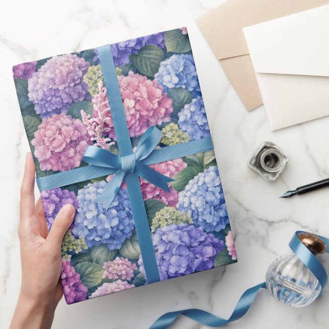 Papel De Presente Jardins Exuberantes de Hortênsias em Flor (Presentear)