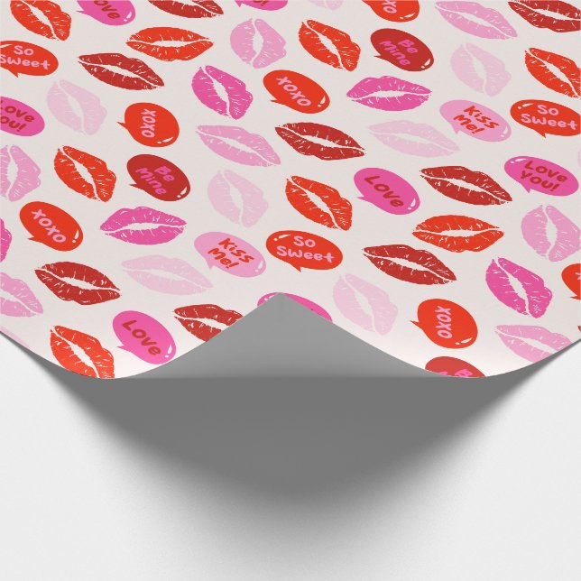 Papel De Presente Lábios dias de os namorados com texto em creme (Ponta)