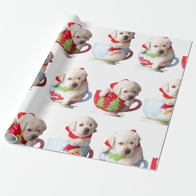PAPEL DE PRESENTE LABRADOR BOMBA EM UM COPO DE NATAL DE MOLHO (Desenrolado)