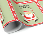 Papel De Presente Lacrosse Christmas<br><div class="desc">Brincadeira de Natal ou decoração de festas com lacrosse, com Papais noeis de jogo de lacrosse, verificando duas vezes.</div>
