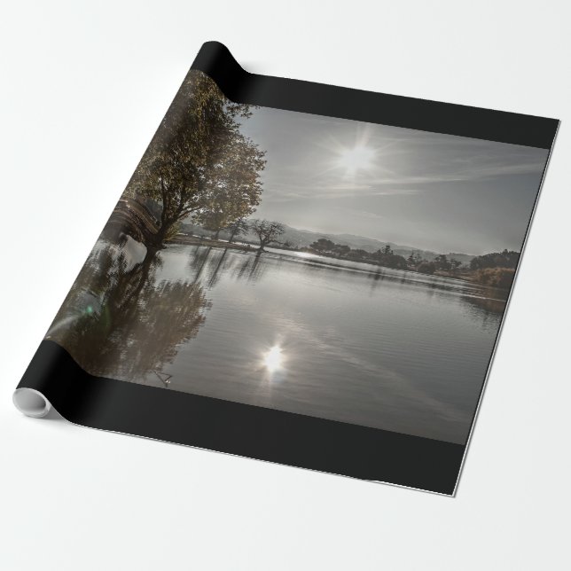 Papel De Presente Lago 3 (Desenrolado)
