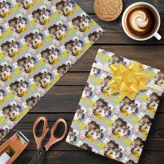 Papel De Presente Leoa Floral Verde  (Criador carregado)