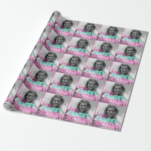 Papel De Presente Letreiro Neon Retro com Foto Preto e Branco Sweet