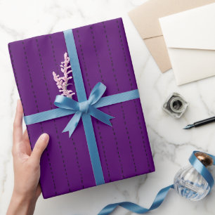 Papel De Presente Linhas Tracejadas em Roxo Escuro