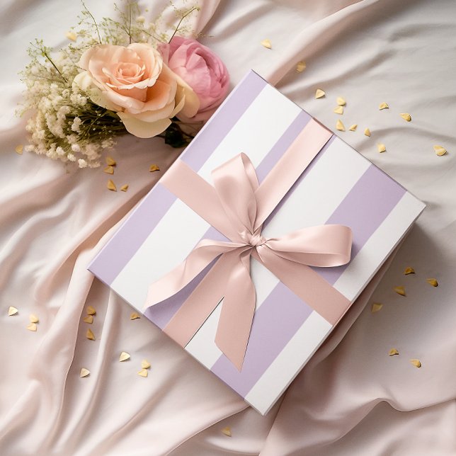 Papel De Presente Listras Grandes Claras Roxas e Brancas (Large Light Purple and White Stripes Wrapping Paper)