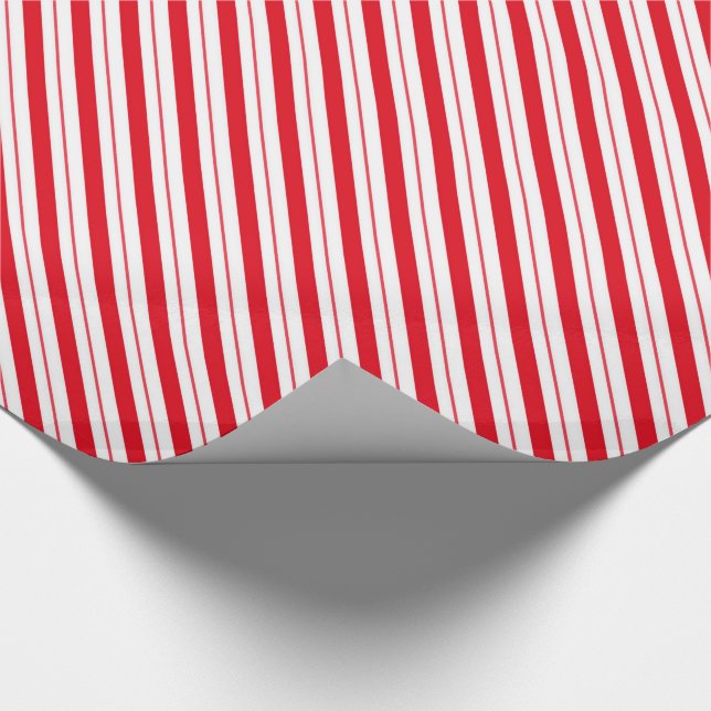 Papel De Presente Listras Vermelhas e Brancas (Ponta)