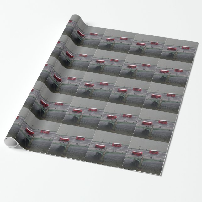 Papel De Presente London Red Buses no Bridge Wrappaper (Desenrolado)