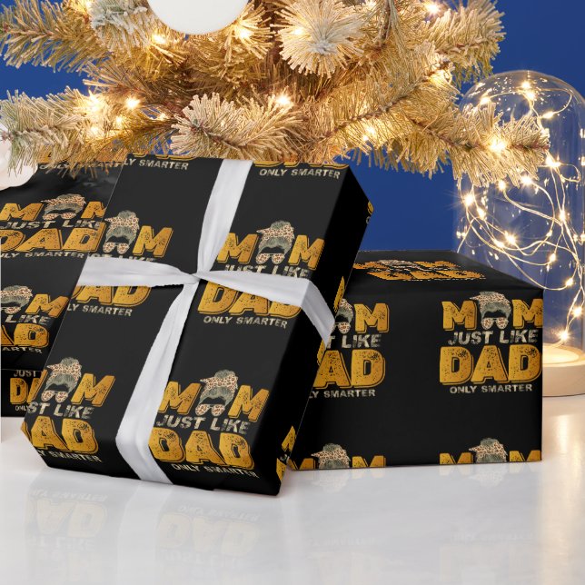 Papel De Presente Mãe engraçada igual ao pai só que mais inteligente (Feriados)
