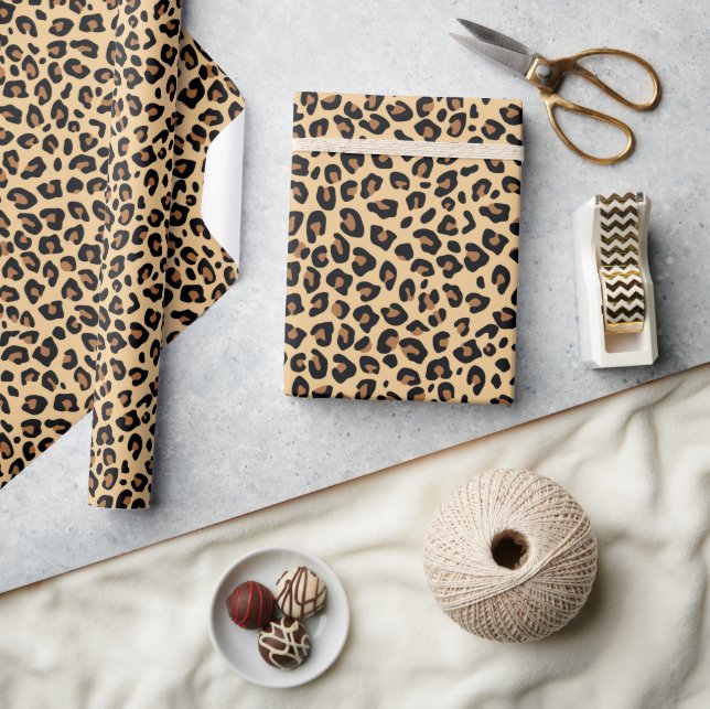 Papel De Presente Manchas de Pele de Leopardo Marrom e Preto Clássic (Artesanato)