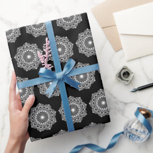 Papel De Presente Mandala Branco em Fundo Preto