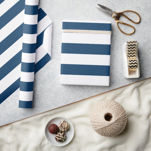 Papel De Presente Marinho Blue Stripes, White Stripes, Padrão Stripe (Artesanato)