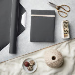 Papel De Presente Masculine Plain Matt Black Christmas Gift<br><div class="desc">O papel de embrulho de Matt Black apresenta um clássico design de cor simples e comum. Uma estética elegante, moderna e masculina para seu presente de Natal, Natal e Aniversário.Você pode personalizá-lo com o botão personalizá-lo. Os produtos correspondentes a este conjunto de convites de casamento são: salvar o cartão de...</div>