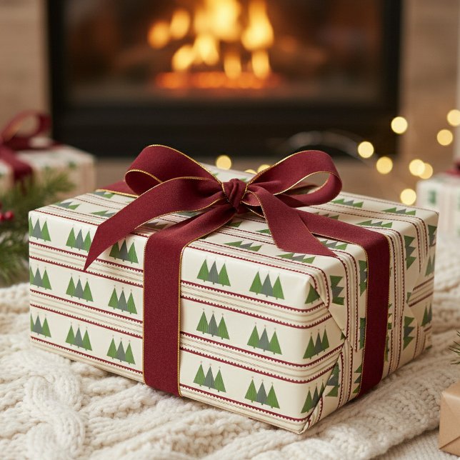 Papel De Presente Moderno Knit Árvores de Natal Verde e Vermelho (Geometric trees in shades of green with toasted gold accents. Cranberry red postage stamp stripes.)