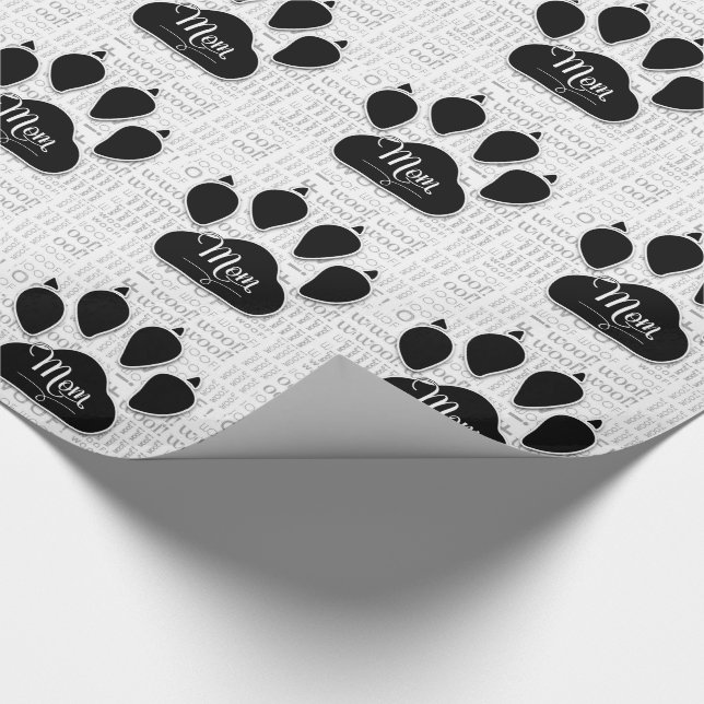 Papel De Presente Mom Black Dog Paw no fundo da floresta (Ponta)
